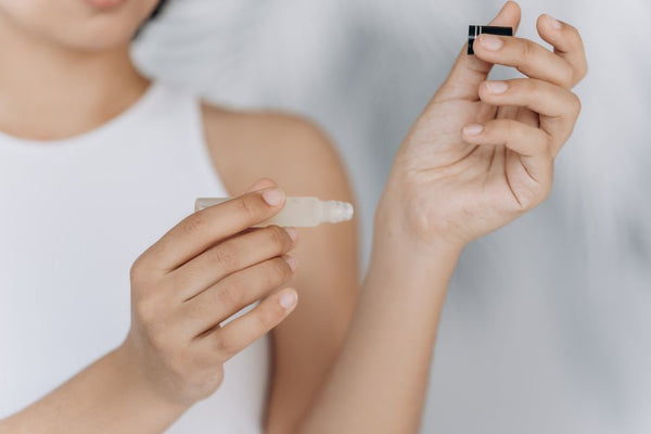 Moisturizer mı Yüz Yağı mı? Bariyer İçin Hangisi Ne Zaman?